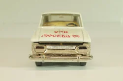 Иж-1500 Комби А12, белый, Октябрь 1978г.,Олимпиада 80, Тантал/Радон 1:43 Новый