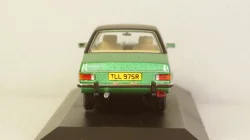 Ford Escort MkII 1.3 Ghia met.green/mattblack, Vanguards 1:43