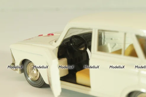 Иж-1500 Комби А12, белый, Октябрь 1978г.,Олимпиада 80, Тантал/Радон 1:43 Новый