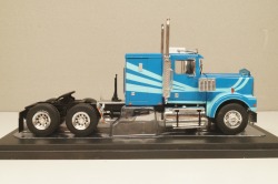 Marmon GHDT tractor 1990, blue, TR216, IXO 1:43