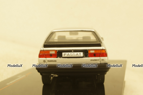 Volkswagen Passat B2 1985 silver, CLC425N, IXO 1:43