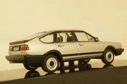 Volkswagen Passat B2 1985 silver, CLC425N, IXO 1:43
