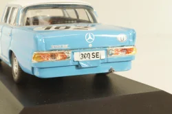 Mercedes-Benz 300 SE (W120) #102 Winner 24h Spa 1964, blue/white, MBOMS074, Mercedes-Benz-Offizielle Modell-Sammlung #74, Altaya 1:43 Уценка!