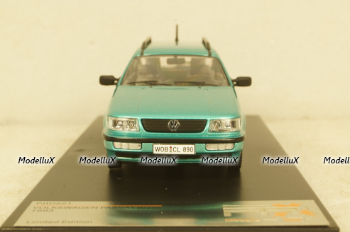 Volkswagen Passat Variant B4 1993 light green metallic, PRD521, Premium X 1:43