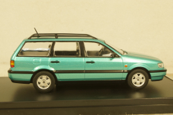Volkswagen Passat Variant B4 1993 light green metallic, PRD521, Premium X 1:43