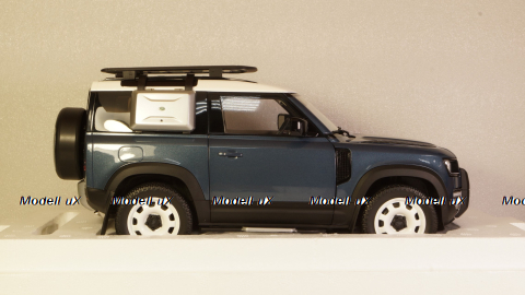 Land Rover Defender 90 2020 tasman blue, Almost Real 1:18