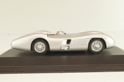 Mercedes-Benz W196 R Streamlined Racing Car 1955, silver, MBOMS070, Mercedes-Benz-Offizielle Modell-Sammlung #70, Altaya 1:43 