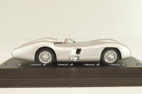 Mercedes-Benz W196 R Streamlined Racing Car 1955, silver, MBOMS070, Mercedes-Benz-Offizielle Modell-Sammlung #70, Altaya 1:43 
