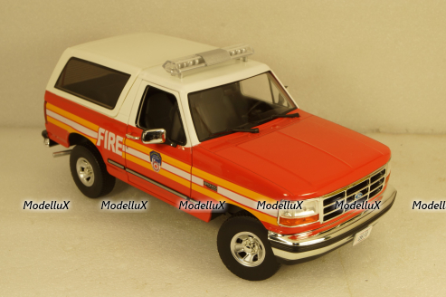 Ford Bronco FDNY 1996 white/red/orange, 19118, Greenlight 1:18