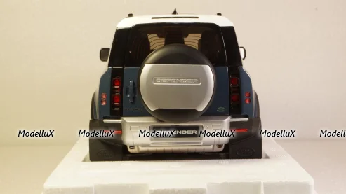 Land Rover Defender 90 2020 tasman blue, Almost Real 1:18