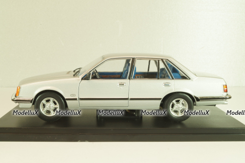 Opel Senator 3.0 E 1978, silver, G1648020, Hachette 1:24