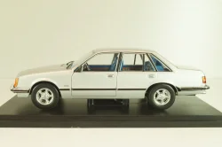 Opel Senator 3.0 E 1978, silver, G1648020, Hachette 1:24 Уценка!