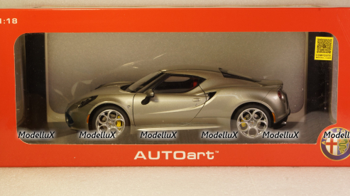 Alfa Romeo 4C 2013 greymetallic, 70187, Auto Art 1:18