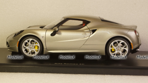 Alfa Romeo 4C 2013 greymetallic, 70187, Auto Art 1:18