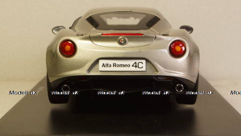 Alfa Romeo 4C 2013 greymetallic, 70187, Auto Art 1:18