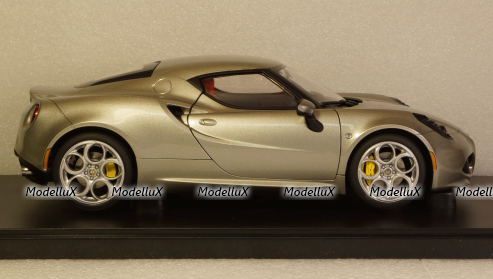 Alfa Romeo 4C 2013 greymetallic, 70187, Auto Art 1:18