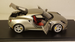 Alfa Romeo 4C 2013 greymetallic, 70187, Auto Art 1:18