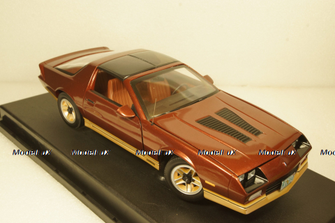 Chevrolet Camaro, copper 1985, SunStar 1:18