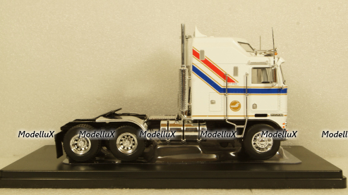 Kenworth K100 Aerodyne 1976 white/decor, TR096, IXO 1:43