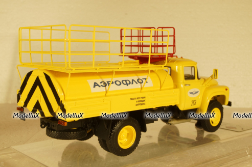 Зил-130 АС-157, Автомобиль для обслуживания самолетов, Аэропорт  1986 г., 113027, DiP Models 1:43 Уценка!