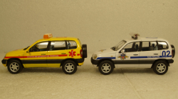 Ваз-2123 Нива Милиция + Ваз-2123 Нива Медицинская (набор 2шт.),Chevrolet Niva Cararama 1:43