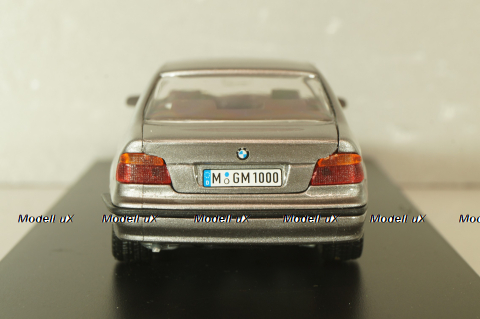 BMW 525i sedan (E39) 1995, grey, 80429419980,Schabak 1:43