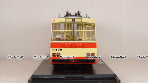 Троллейбус Skoda-14TR красно-бежевый, SSM4042, SSM 1:43 Уценка!