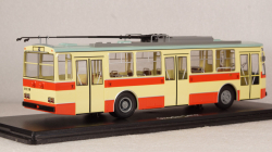 Троллейбус Skoda-14TR красно-бежевый, SSM4042, SSM 1:43 Уценка!