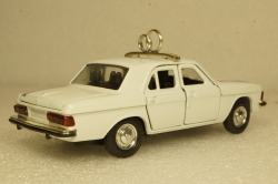 Газ-3102 Волга, С днем свадьбы, Агат 1:43