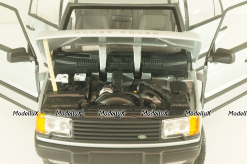 Range Rover 4.6 HSE (P38) 1994, silver, 087454, Auto Art 1:18 Уценка!