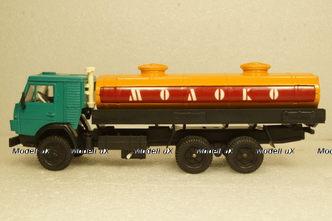 Камаз-53212, молоковоз, Арек 1:43