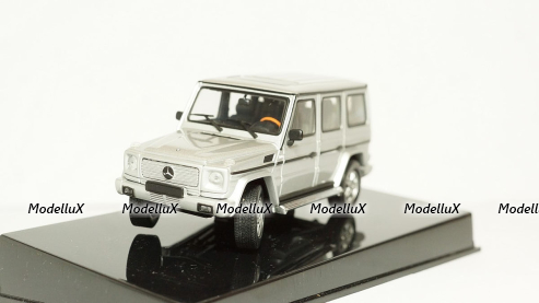 Ford Cortina MkIII GXL 1973 green, Vanguards 1:43