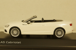 Audi A5 cabriolet, tofana white, 2017, 5011705332, ISсale 1:43