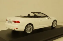 Audi A5 cabriolet, tofana white, 2017, 5011705332, ISсale 1:43