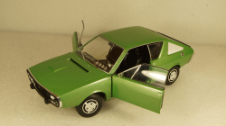 Renault R17 1976 green metallic, S1803701, Solido 1:18