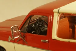 Chevrolet Blazer K5 Open Top red/white 1973-1978, GIM070B, GIM 1:43