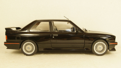 BMW M3 E30 Sport Evolution 1990 black, S1801501, Solido 1:18