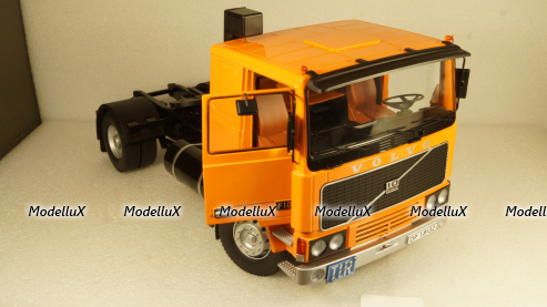 Volvo F10, orange/blue, Deutrans, 1977, RK180035, Road Kings 1:18
