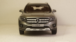 Mercedes GLB (X247) metallic-grey, Z-Models 1:18 
