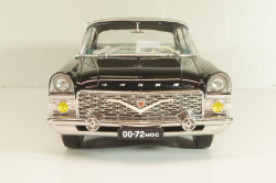 Газ-13 Чайка 1959 black, T9-1800250, Triple9 1:18