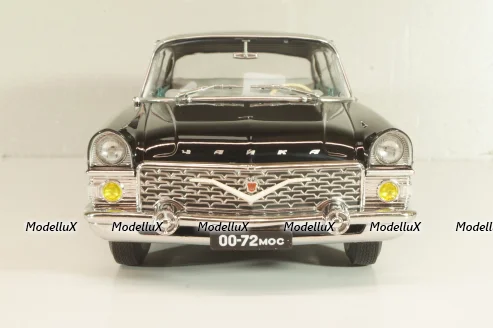 Газ-13 Чайка 1959 black, T9-1800250, Triple9 1:18