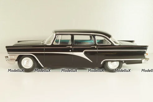 Газ-13 Чайка 1959 black, T9-1800250, Triple9 1:18