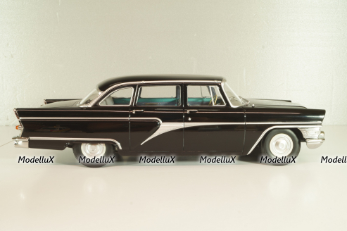 Газ-13 Чайка 1959 black, T9-1800250, Triple9 1:18