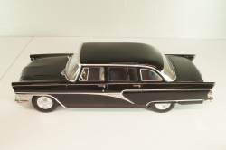 Газ-13 Чайка 1959 black, T9-1800250, Triple9 1:18