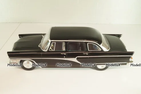 Газ-13 Чайка 1959 black, T9-1800250, Triple9 1:18