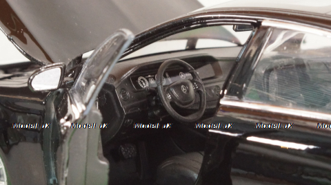 Mercedes S500 S-Klasse (W222) Black, 24051, Welly 1:24