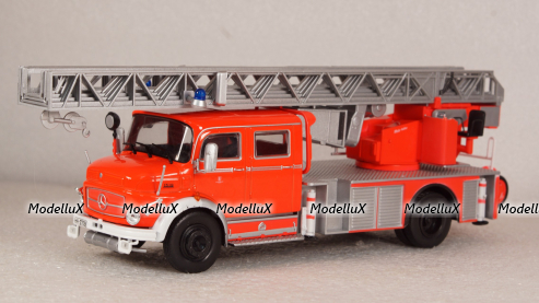 MERCEDES BENZ L 1519 DLK30 METZ Germania - 1966, Pompieri Italy collection #14 1:43