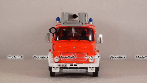 Mercedes L1519 DLK30 Metz Fire Engine Scala Germany Altaya  1:43