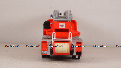 Mercedes L1519 DLK30 Metz Fire Engine Scala Germany Altaya  1:43