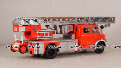 Mercedes L1519 DLK30 Metz Fire Engine Scala Germany Altaya  1:43